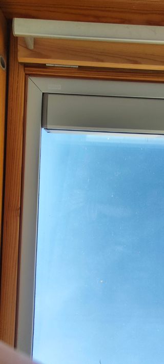 Tenda oscurante elettrica VELUX
