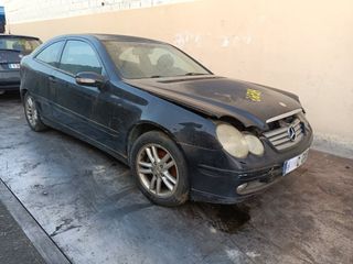 Despiece Mercedes-Benz Clase C (2001)