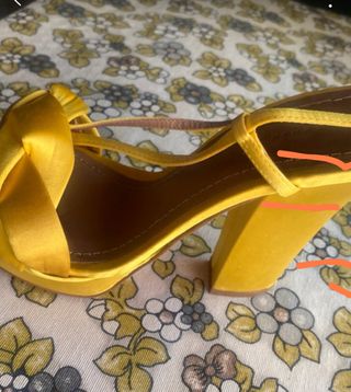 Sandalias Zara Amarillas Tacón Plataforma