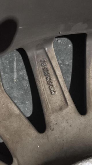 220354 8v0601025bj llanta audi a3 - 3 generacion