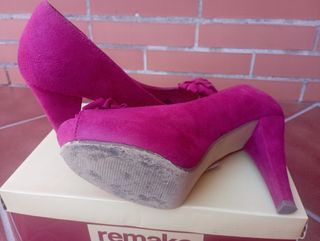 Zapatos de tacón rosa