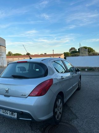 Peugeot 308 2010