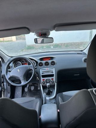 Peugeot 308 2010