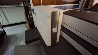 Impresora Ricoh Pro c5100s con finalizador