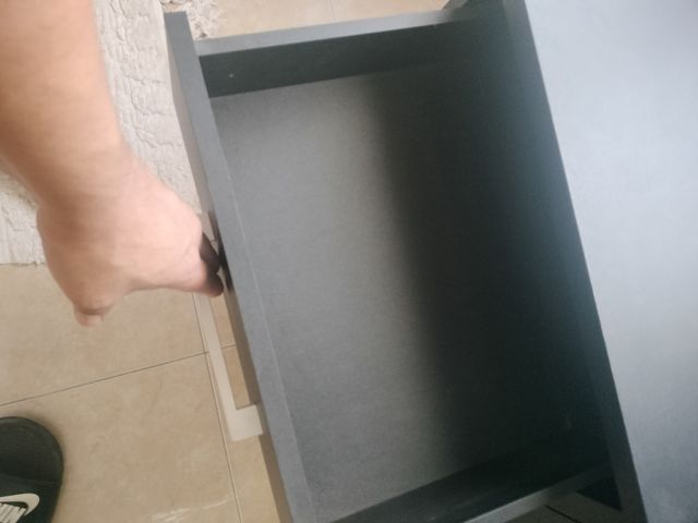 Vendo 1 cajoneras negra