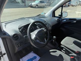 Ford Transit Courier 2020