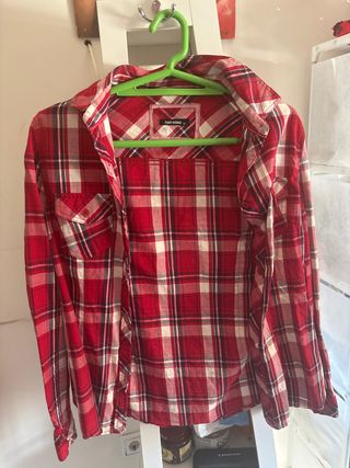 Chaqueta Katrebec cuadros roja