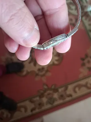 Reloj Oro Blanco 18k Diamantes y Zafiros.