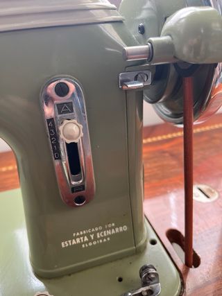 Máquina de coser SIGMA