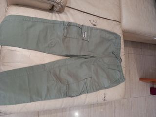 Pantalón cargo hombre verde