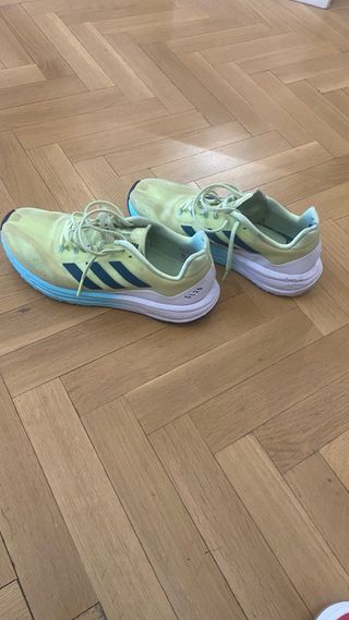Zapatillas Adidas SL 20 Amarillas y Azules