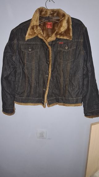 Chaqueta vaquera forrada marrón y azul