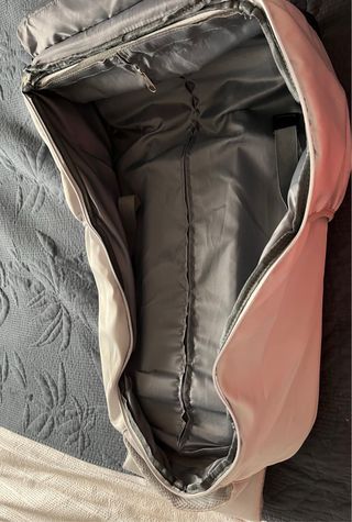 Mochila de viaje con ruedas gris claro con ruedas
