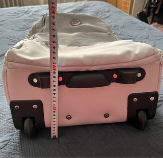 Mochila de viaje con ruedas gris claro con ruedas
