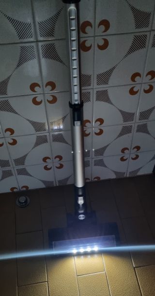 Aspiradora Pretty Care con luz LED