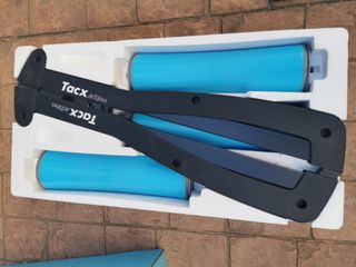 Rodillo Tacx Antares bici