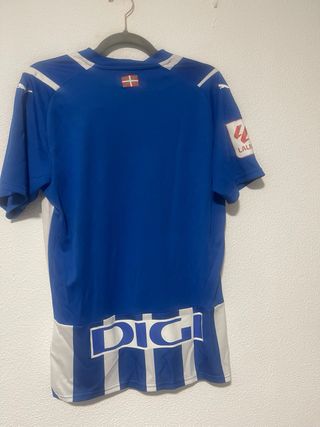Camiseta Alavés FC Firmada por Jugadores