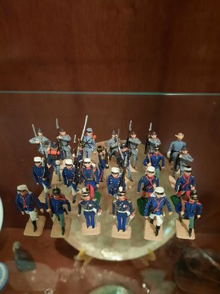 Piccoli soldati di piombo
