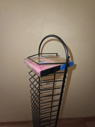 Torre estante Estanteria de metal porta CD