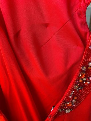 Vestido Rosa Clará invitada rojo