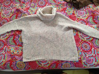Jersey Promod cuello alto blanco y flúor 