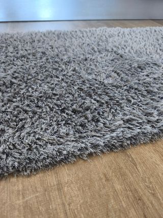 Alfombra pelo largo gris-plata 65x115