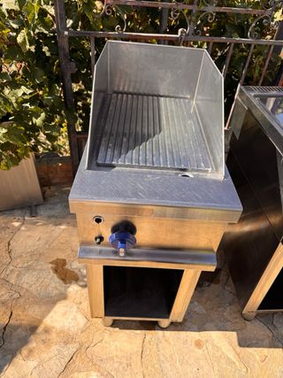 Plancha tipo parrilla de gas repagas