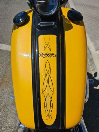 Harley Davidson Rocker C