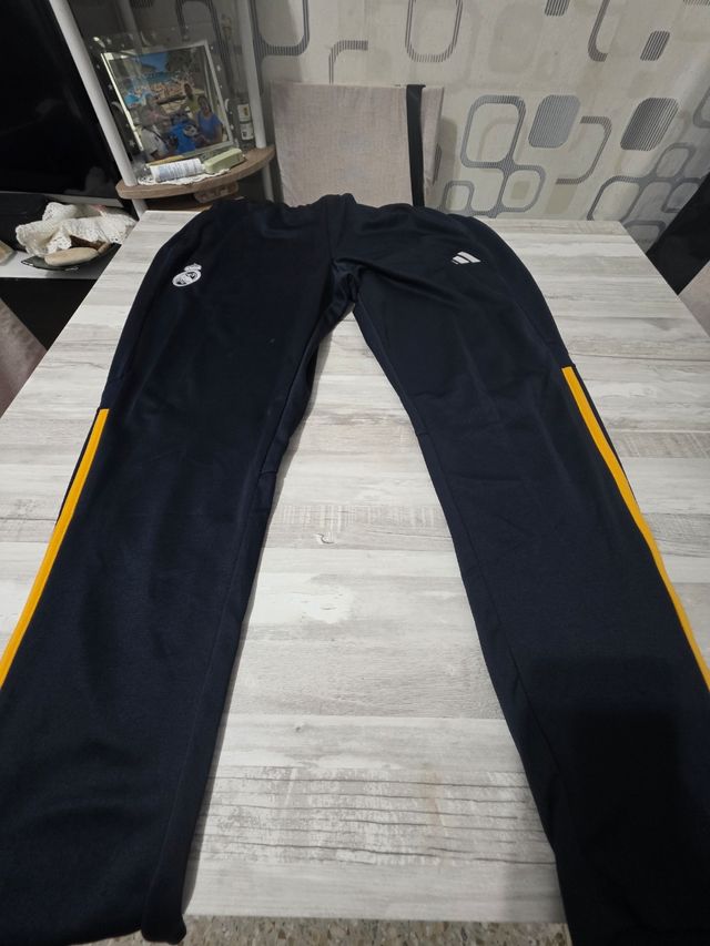 Pantalón deportivo Real Madrid azul