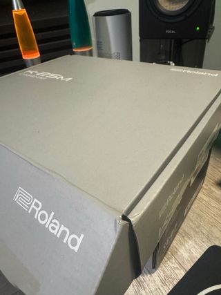 Roland SE-02 + K-25 Keyboard 