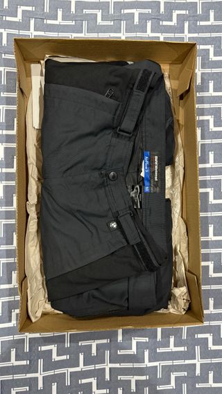 Traje Moto BMW. chaqueta, pantalón, botas y guante