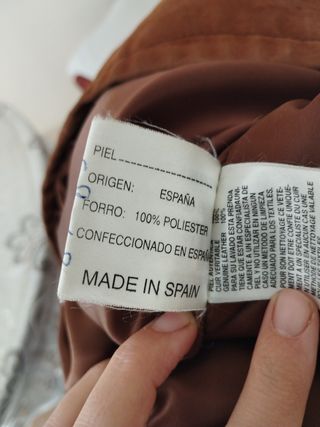 Chaqueta de piel marrón