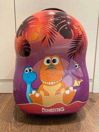 Maleta infantil con ruedas.
