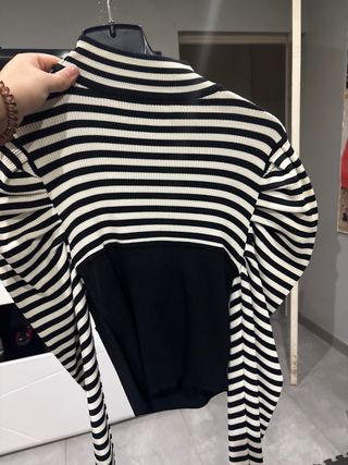 Camiseta larga rayas blanco y negro