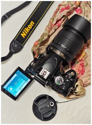 Cámara Nikon D5100 + Objetivo 18-105mm VR