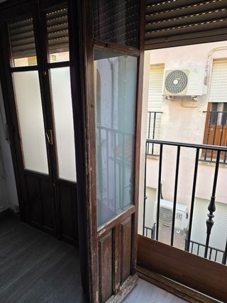 Balconeras de madera clásicas