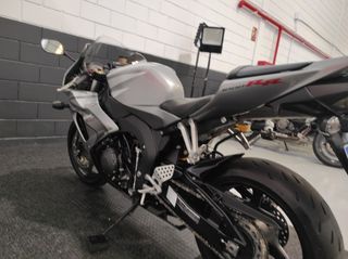 Honda CBR1000RR Fireblade 2007