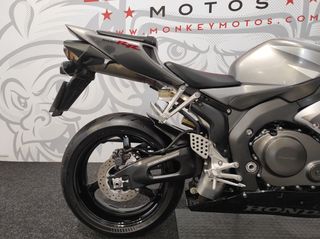 Honda CBR1000RR Fireblade 2007