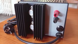 Fuente Alimentación 12 Amperios Grelco mod. 1312
