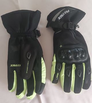 Guantes de moto