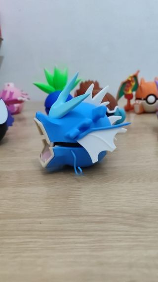 Gyarados Pokeball Pokémon Figura