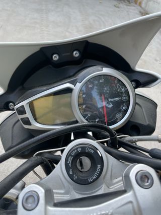 Triumph Street Triple ABS 2016 Blanca
