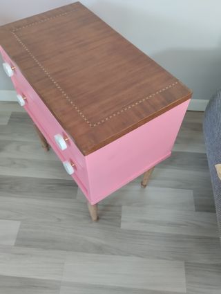 Comodini o tavolini restaurati