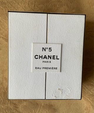 Miniatura Chanel N°5 Eau Première con Pasarela