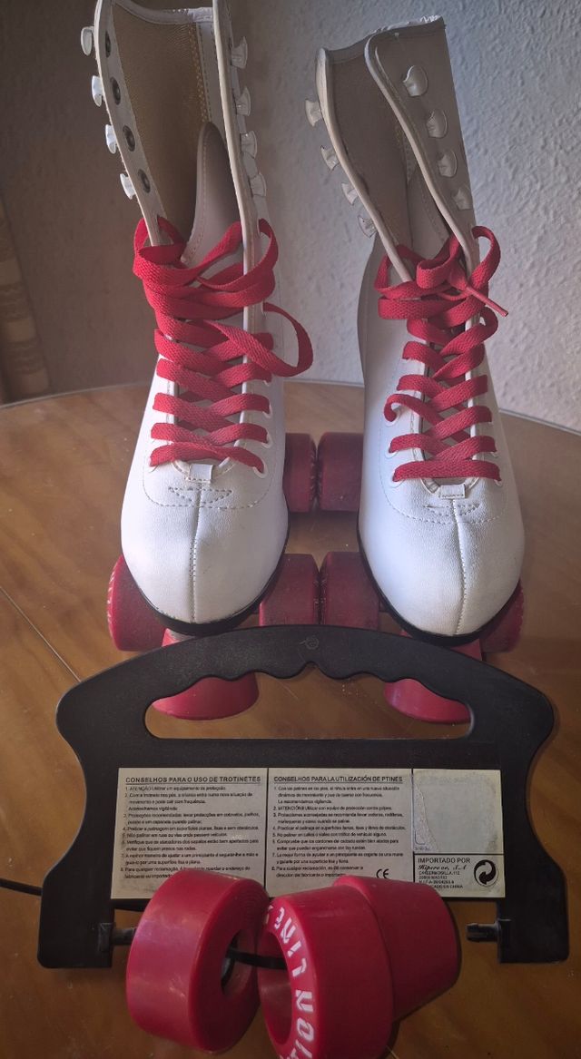 Patines Clásicos Blancos Talla 36,regalo ruedas.