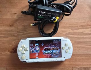PSP 1004 Blanca con cargador
