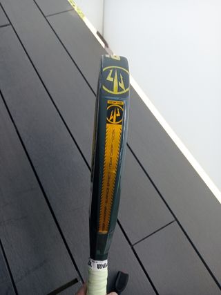 Pala de pádel StarVie Tritón 2.0