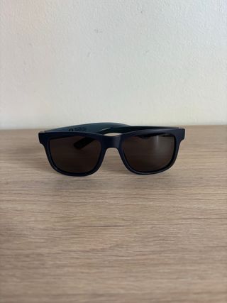 Gafas de sol oscuras