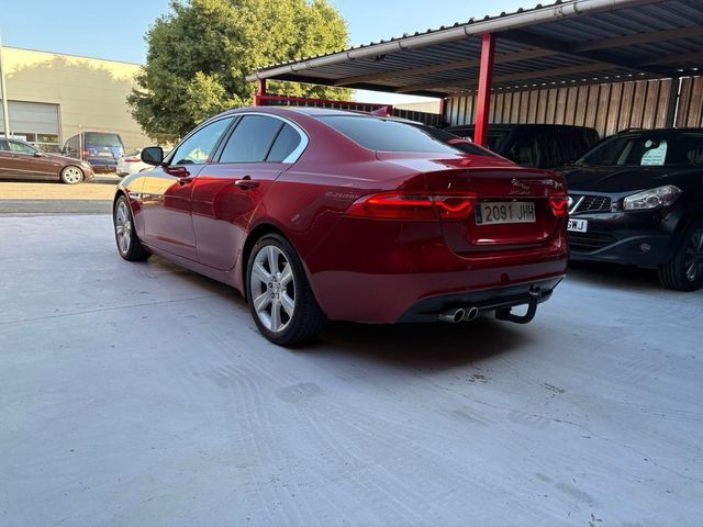 Jaguar XE 2016