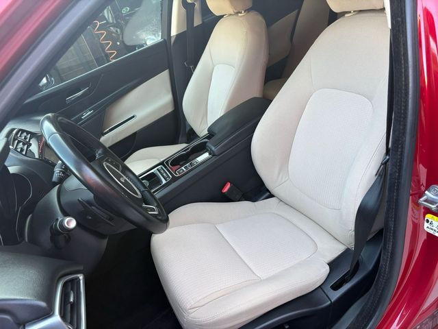 Jaguar XE 2016